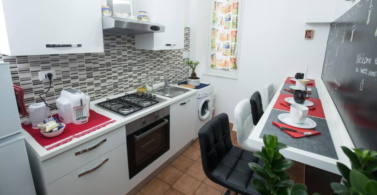 San Giovanni Apartment 80 Mq Rome Luaran gambar