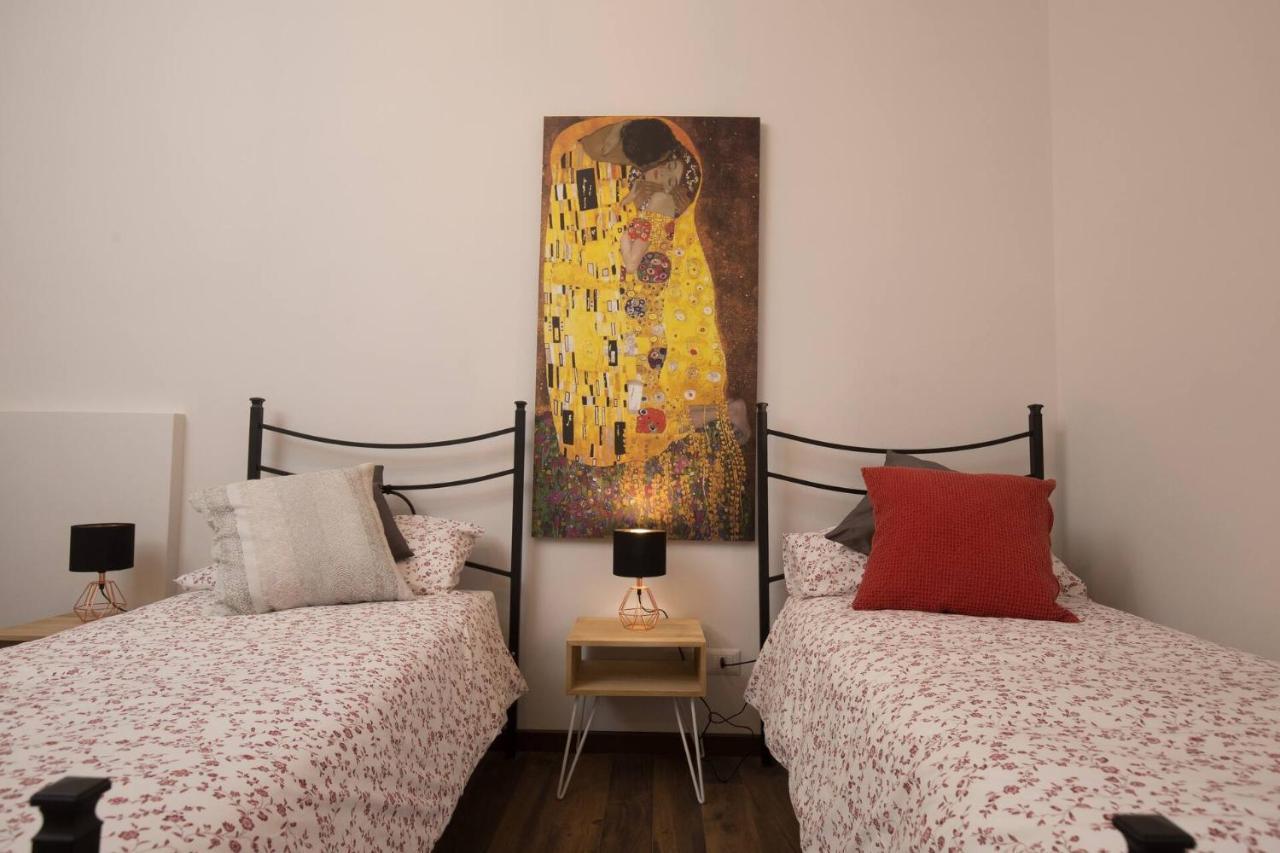 San Giovanni Apartment 80 Mq Rome Luaran gambar